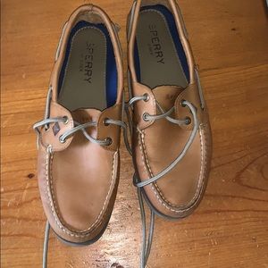 Sperry boat shoes